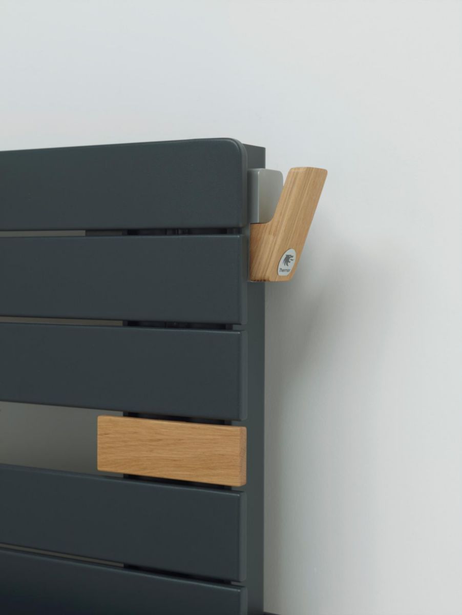 Light oak towel dryer accessory with magnetic hook Ref. 498059. DIAYTAR NIGERIA: Where quality meets affordability, with thousands of products delivered in less than 8 days.