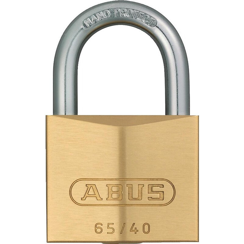 Brass padlock type 65/40 2 keys interlocking on number KA6402. Unlock endless possibilities with DIAYTAR NIGERIA's affordable marketplace and reliable delivery service.