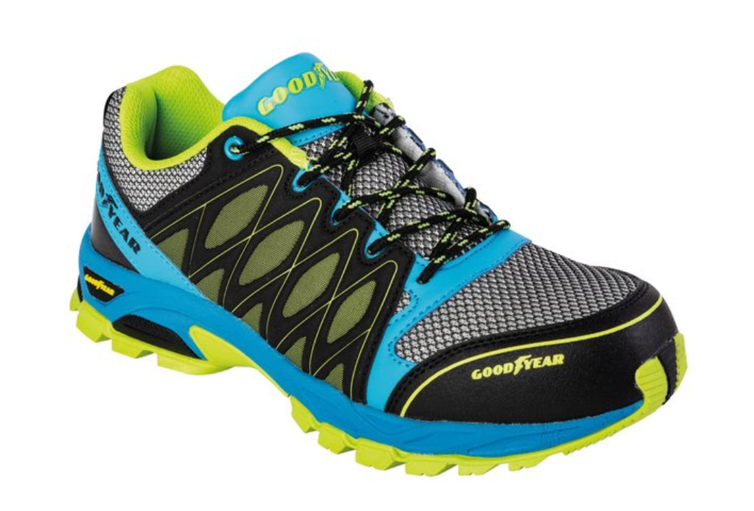Low safety shoes running type - Silverstone GOODYEAR, Size 43. DIAYTAR NIGERIA delivers on our promise of extensive selection and budget-friendly nationwide shipping.