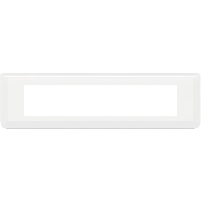 Legrand - Mosaic horizontal finishing plate for 4 white modules Ref. 078814L. Unlock access to a wide range of products with DIAYTAR NIGERIA's affordable e-commerce platform.