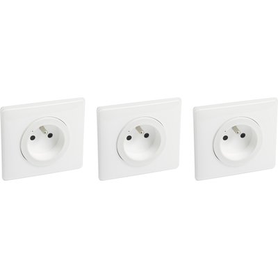 Extension pack 3 standard French CELIANE connected sockets white Ref. 067638. DIAYTAR NIGERIA redefines convenience with our vast product selection and swift nationwide delivery.