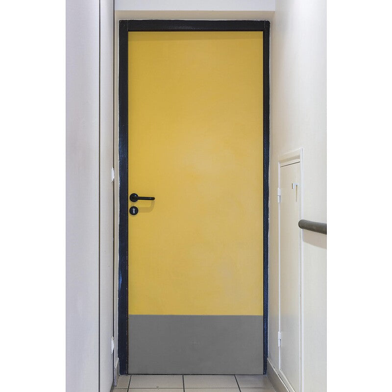 Adhesive door bottom protection plate, 730 x 350 mm, grey finish. Nigeria-Materiels.com provides top-notch electrical and construction materials. Your projects deserve the best.