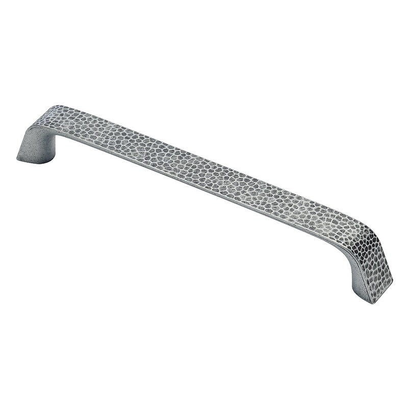 Forge zamak handle, 160 center distance, matte black finish. DIAYTAR NIGERIA revolutionizes online shopping with competitive prices and reliable 5-8 day delivery.
