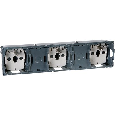 Céliane French standard pre-wired 3x2P+T power outlet - Ref.067126. Shop for less and receive more with DIAYTAR NIGERIA's expansive e-commerce platform and nationwide delivery.