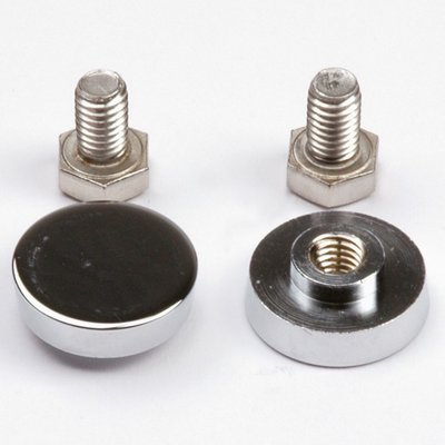 BAG OF 5 NUTS + 5 SCREWS. Unlock a world of affordable products with DIAYTAR NIGERIA's expansive e-commerce platform.