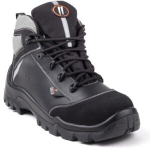 HOT PEPPER SHOE S3 T39. DIAYTAR NIGERIA combines extensive variety with budget-friendly prices and prompt nationwide delivery.