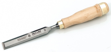 WOOD CHISEL - WOODEN HANDLE - CHROME STEEL BLADE LENGTH 122 MM - WIDTH 25 MM. Experience shopping freedom with DIAYTAR NIGERIA's vast selection and 5-8 day nationwide delivery service.