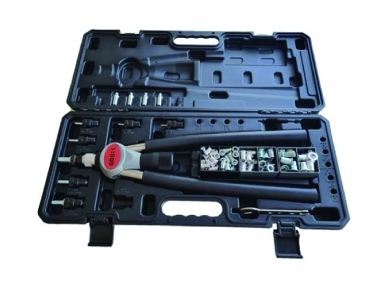 GO6110 CLAMP SET + 150 NUTS. DIAYTAR NIGERIA delivers on convenience and affordability with our reliable nationwide shipping.