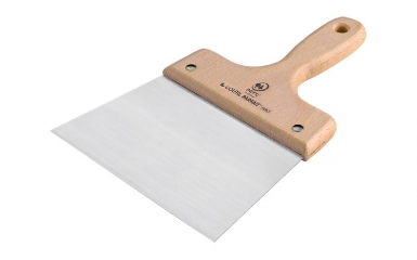 COATING KNIFE PEFC HARD BEECH WOOD HANDLE - TEMPERED VARNISHED CARBON STEEL BLADE - 30 CM. Shop with ease at DIAYTAR NIGERIA, Nigeria's premier e-commerce platform offering budget-friendly shipping.