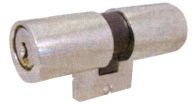CYLINDER 2 ENTRIES MONOBLOCS BLOCTOUT "660" (REPL. BRICARD) 4 NICKEL-PLATED KEYS. Experience the future of online shopping with DIAYTAR NIGERIA's extensive product range and competitive pricing.