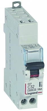 DX36000 10KA CIRCUIT BREAKER AUTOMATIC HIGH ARRIVAL AND LOW OUTPUT WITH SCREW U+N - 230V~ - 32A - CURVE C - 1 MODULE. DIAYTAR NIGERIA brings satisfaction with every purchase through affordable prices and prompt shipping.