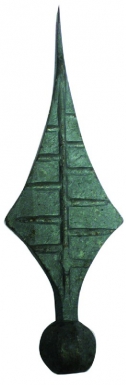 HAMMERED FORGED IRON DIAMOND SPEARHEAD BASE Ø 29 LG. 60 X H 180 MM. DIAYTAR NIGERIA brings affordable products to every doorstep with our reliable 5-8 day shipping.