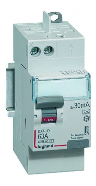 DX3-ID DIFFERENTIAL SWITCH HIGH SCREW ARRIVAL AND AUTOMATIC HIGH DEPARTURE - 2P 230V~ 63A TYPEA 30MA - 2 MODULES. Experience shopping freedom with DIAYTAR NIGERIA's comprehensive marketplace delivered within the week.