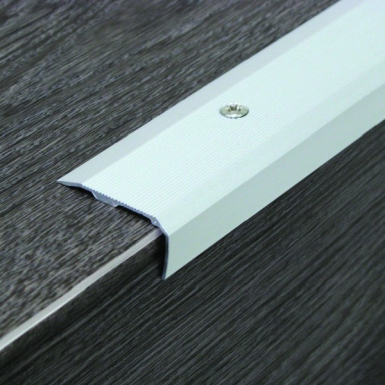 6V 36X18 MM STRIPED STEP NOSE - 3.00 M TO SCREW - SCREWS NOT SUPPLIED - NATURAL ANODIZED ALUMINIUM. DIAYTAR NIGERIA revolutionizes online retail with our vast selection and cost-effective delivery options.