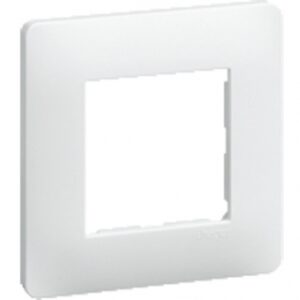 PLAQUE BLANCHE SIMPLE DIM. 80X80 MM. Your digital shopping ally, DIAYTAR NIGERIA offers extensive selection with budget-friendly delivery.