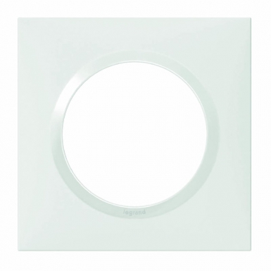 DOOXIE SQUARE PLATE 1 POST WHITE FINISH. DIAYTAR NIGERIA revolutionizes online retail with our extensive selection and dependable shipping service.