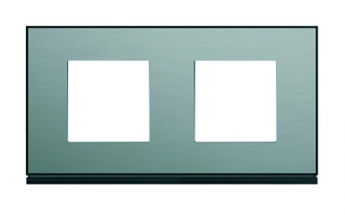 HORIZONTAL GALLERY PLATE 71 MM CENTRE DISTANCE 2 STEEL POSTS STEEL EFFECT. DIAYTAR NIGERIA makes online shopping accessible with our comprehensive platform and prompt delivery service.