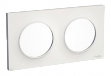 ODACE STYL PLATE 2 POSTS 71 MM CENTER DISTANCE GLOSSY WHITE COLOR. Your ideal shopping partner, DIAYTAR NIGERIA offers extensive variety with reliable nationwide shipping.