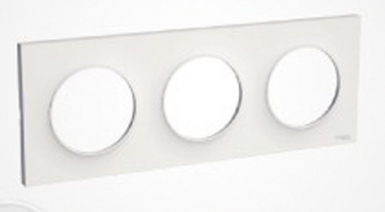 ODACE STYL PLATE 3 POSTS 57 MM CENTRE DISTANCE VERTICAL GLOSSY WHITE. Shop with purpose and save with DIAYTAR NIGERIA's extensive platform and nationwide delivery service.
