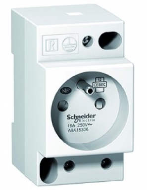 IPC 2P+T 16A POWER SOCKET OPERATING VOLTAGE 250 V AC. DIAYTAR NIGERIA revolutionizes e-commerce with our affordable prices and dependable delivery timeframes.