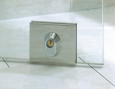 LOW CYLINDER LOCK - POLISHED BRASS. DIAYTAR NIGERIA makes every shopping desire a reality with affordable prices and delivery in 5-8 days.