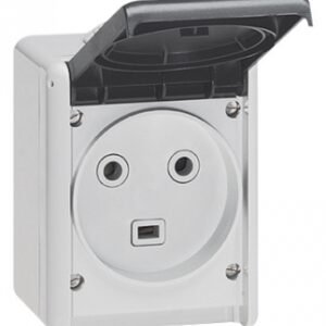 PLEXO 2P+T 32A 400V SURFACE MOUNTED BASE WITH POLYESTER SHUTTER 96X119 MM GREY COLOR. Experience shopping freedom with DIAYTAR NIGERIA's vast catalog and nationwide 5-8 day shipping.