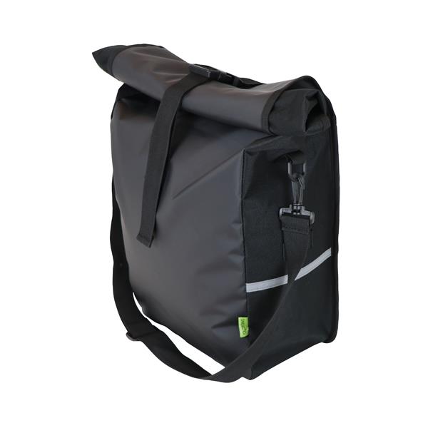 Dresco 18L traveller single bag. Shop with purpose at DIAYTAR NIGERIA and receive products at unbeatable prices within the week.